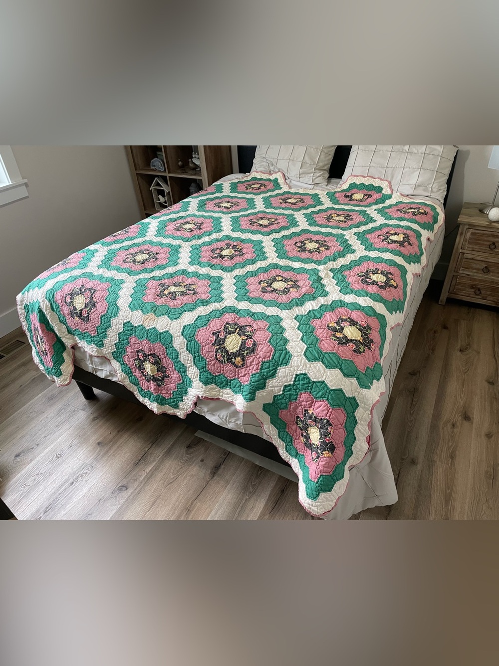 Vintage 1930-40s Grandmother’s Flower Garden Hand Pieced Quilt 78x82 Pink Green